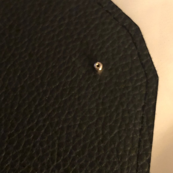 FREE‼️BROKEN LEATHER WALLET w/tassel & ♥️ pendant! - Picture 8 of 14